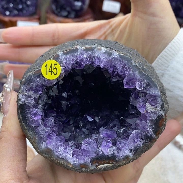 水晶大型摆件（非配饰）未镶嵌