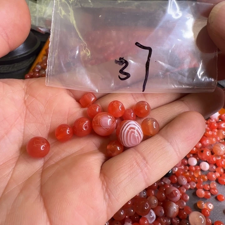 南红玛瑙散珠未镶嵌37号