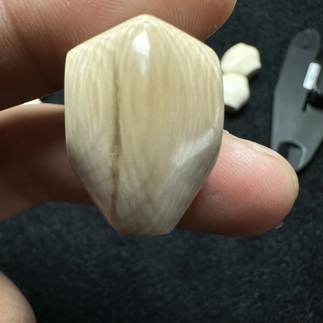F240猛犸象牙对孔17mm冰料果冻鲨鱼背三通