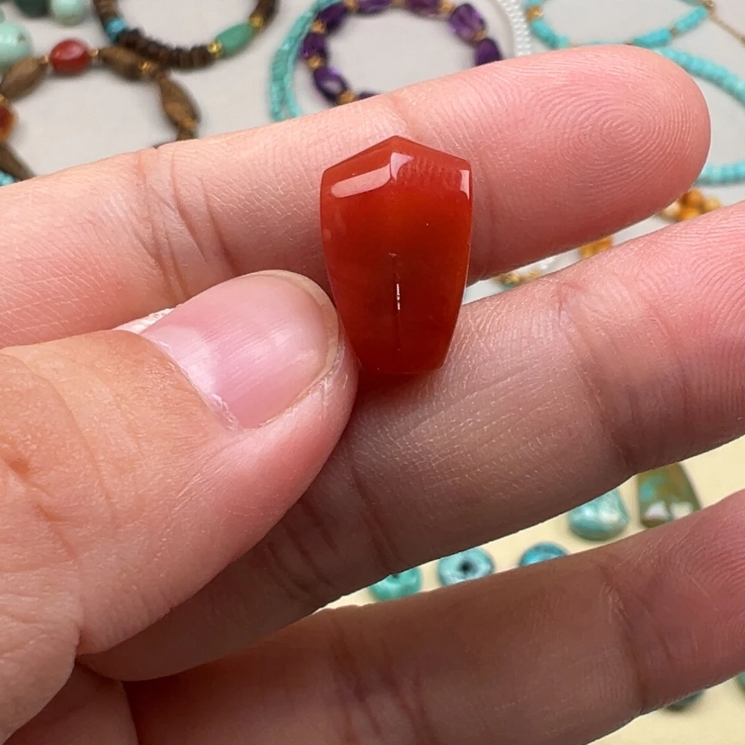 南红玛瑙未镶嵌颈饰