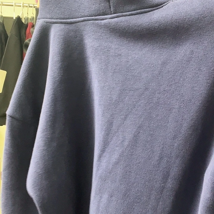 套头款加绒款卫衣福利一件