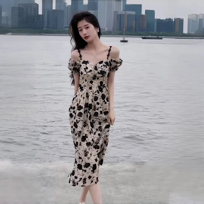 干枯玫瑰碎花连衣裙女2025夏季爆款法式复古赫本风高级时尚长裙子