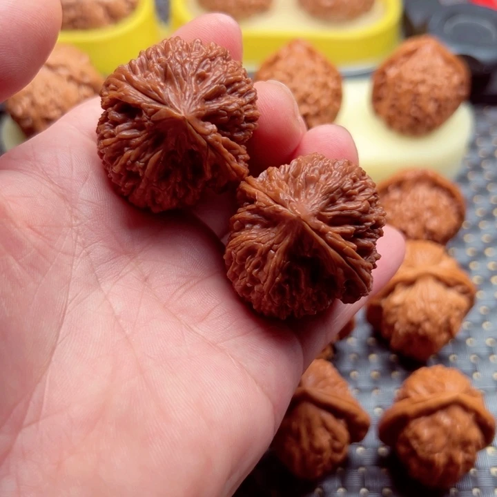 文玩核桃吊坠蒜头