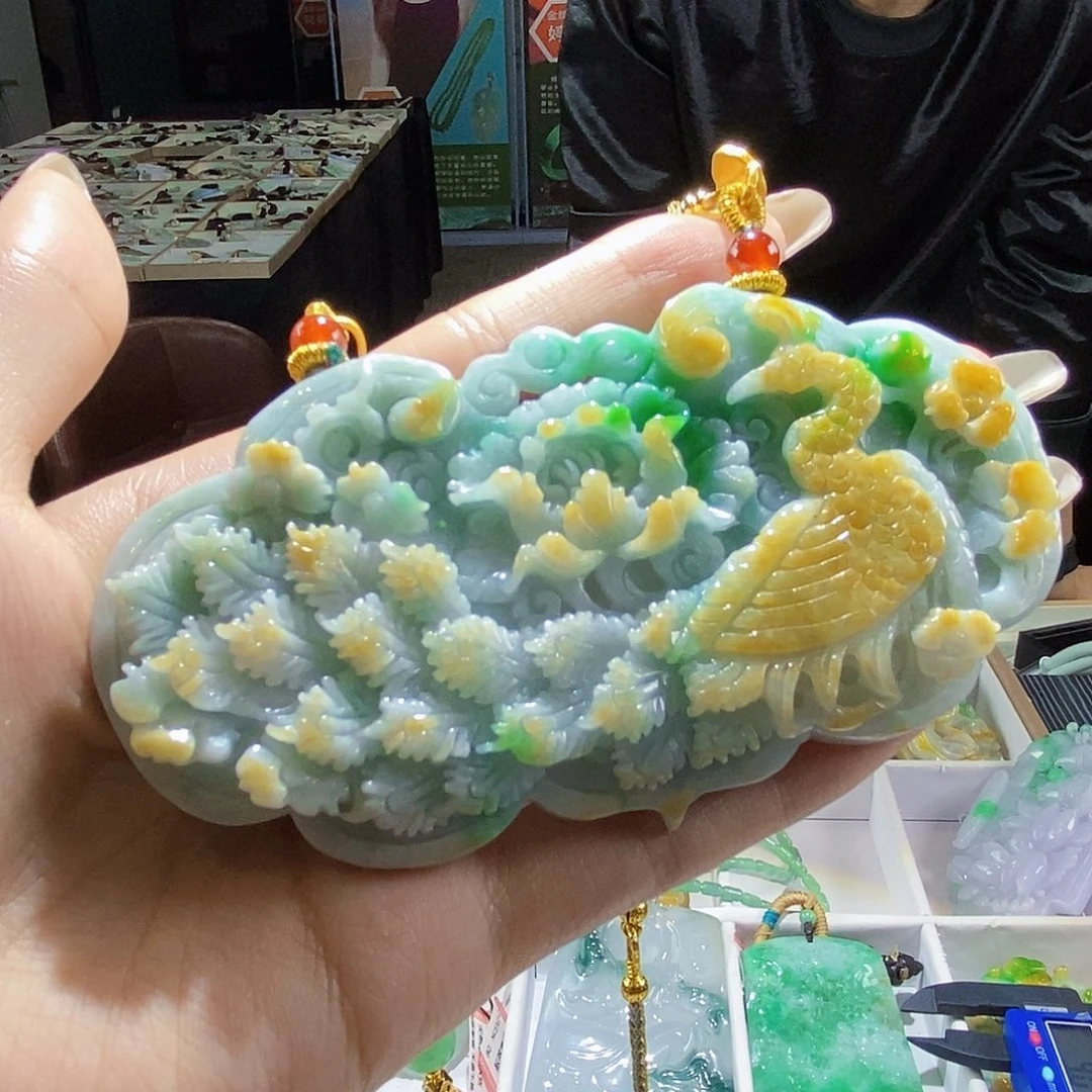 颈饰未镶嵌翡翠翡翠