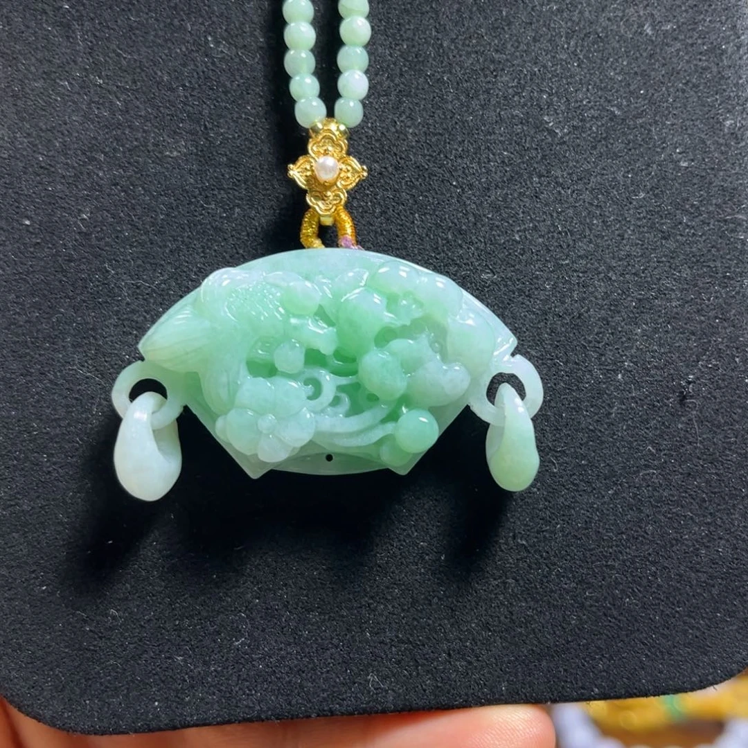 翡翠未镶嵌颈饰天然翡翠