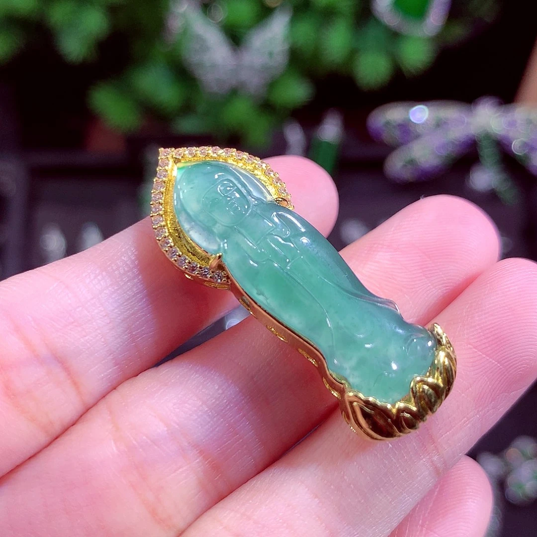 颈饰未镶嵌翡翠天然