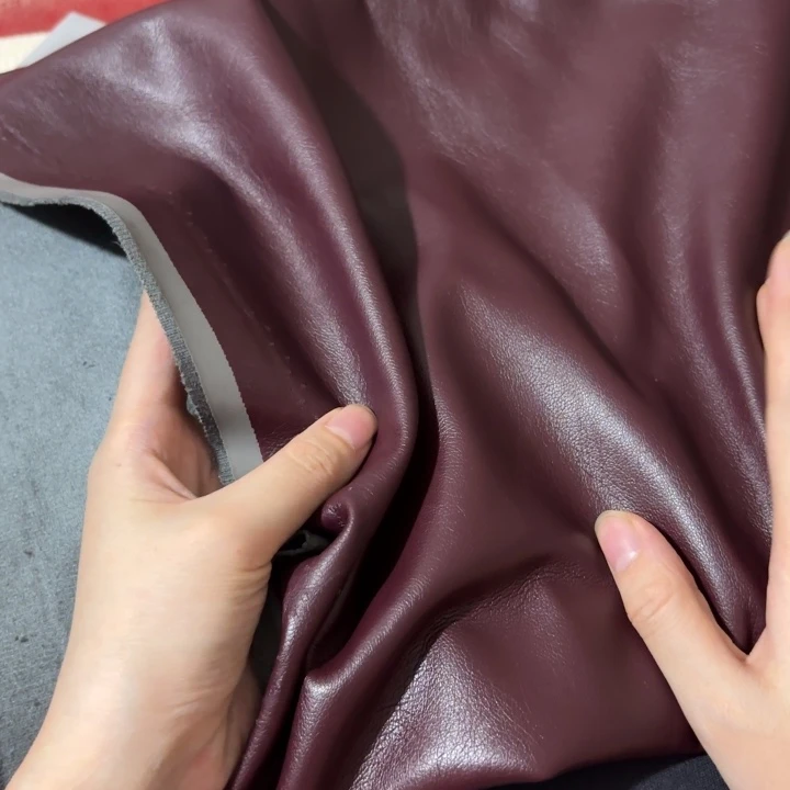 混纺紫红色高货麂皮1.5米
