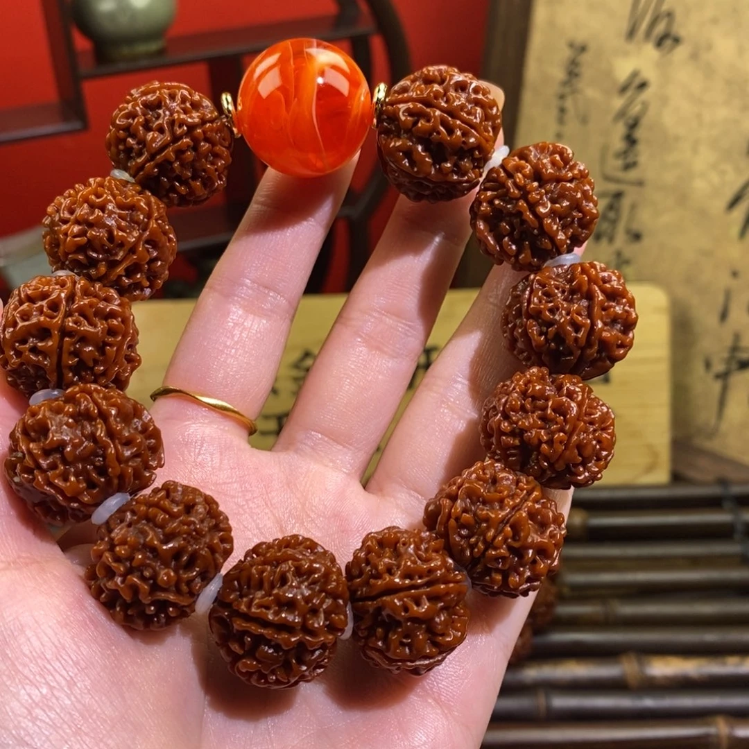 吊坠金刚菩提623.  H