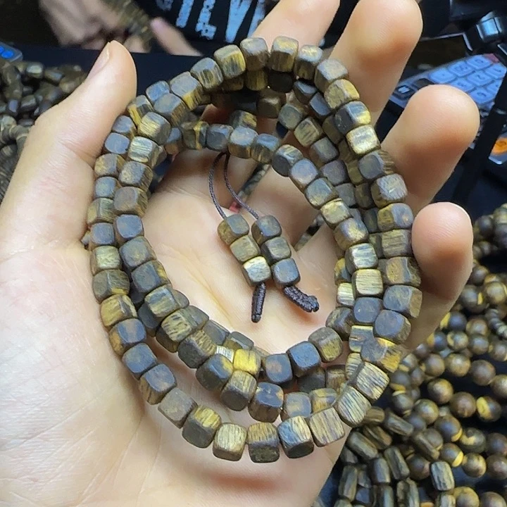 沉香碎屑沉香冰****甜99分沉0.6方珠多圈22克加