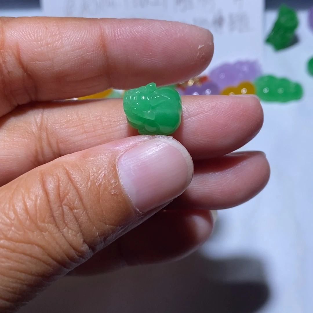 颈饰未镶嵌翡翠瑆*