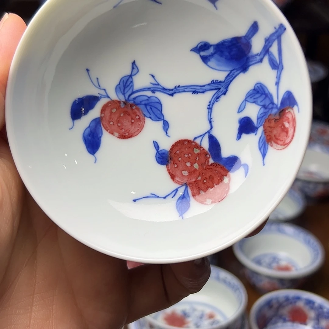 宋***生青花釉里红普洱杯矿点瑕