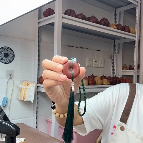 朱泥茶案平安扣手把件