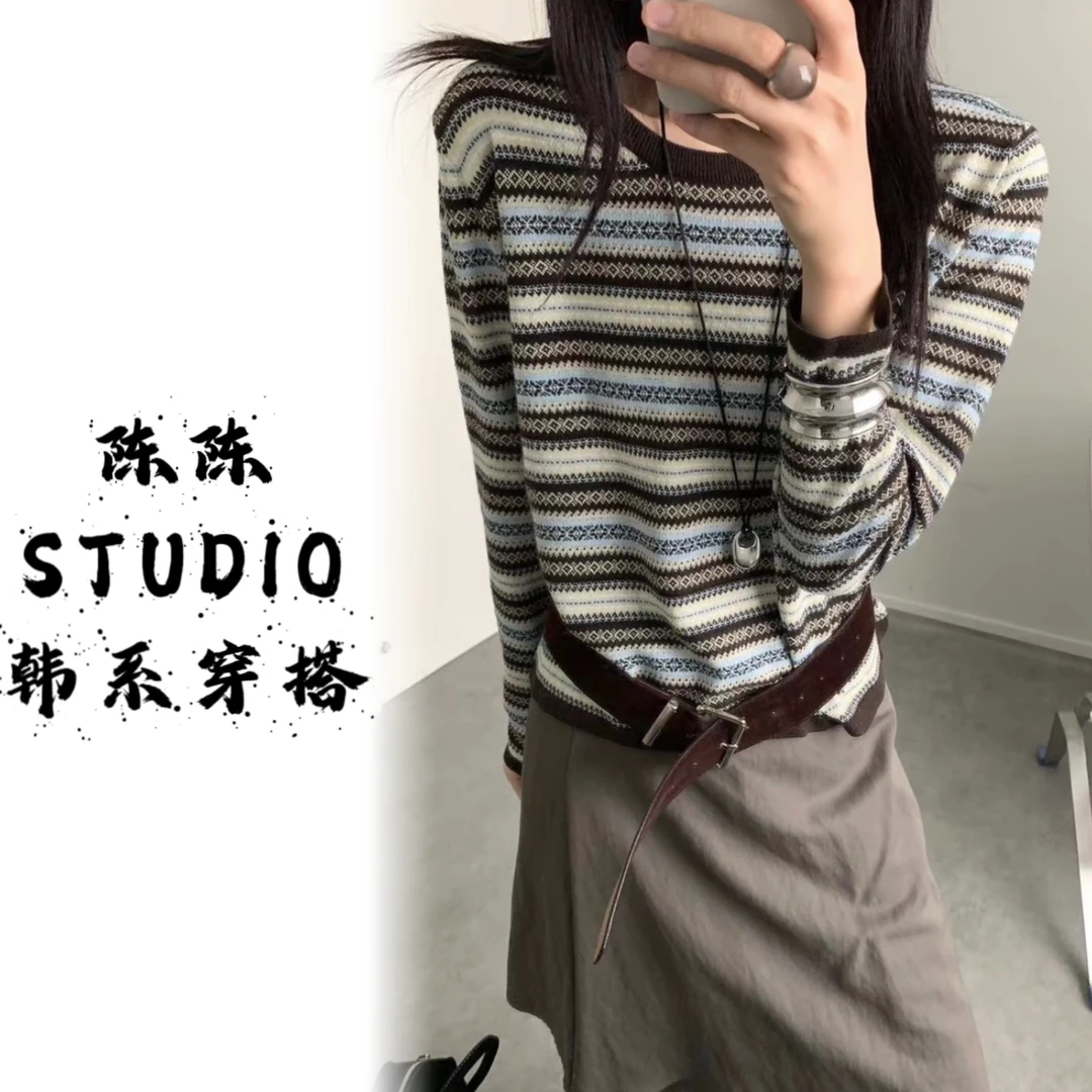 2025早秋新款韩版宽松撞色条纹针织衫女短款长袖洋气百搭圆领毛衣