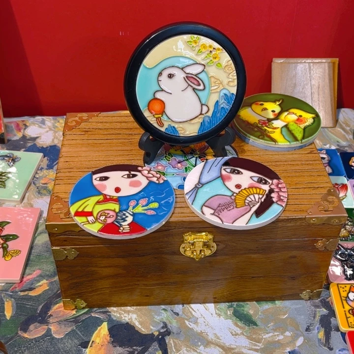 一体款瓷板画艺术作品