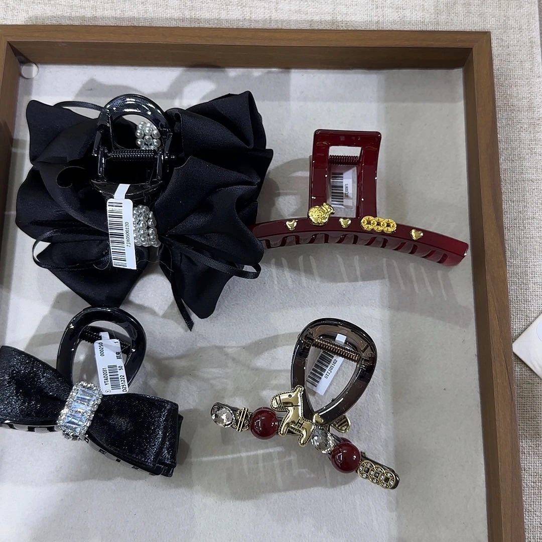 皮质铁合金夹子86