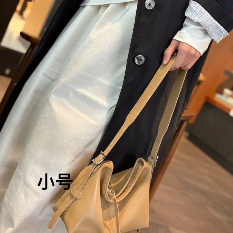 89077牛皮腋下斜挎两用休闲包