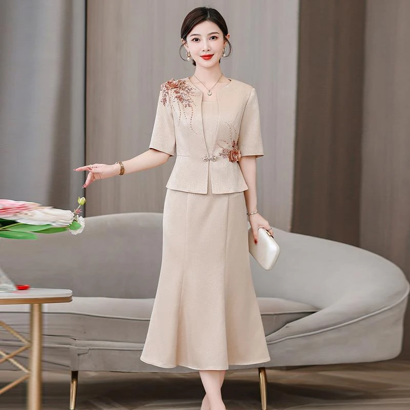 结婚长辈衣服高端喜婆婆婚宴装连衣裙气质妈妈婚礼礼服高贵年轻款