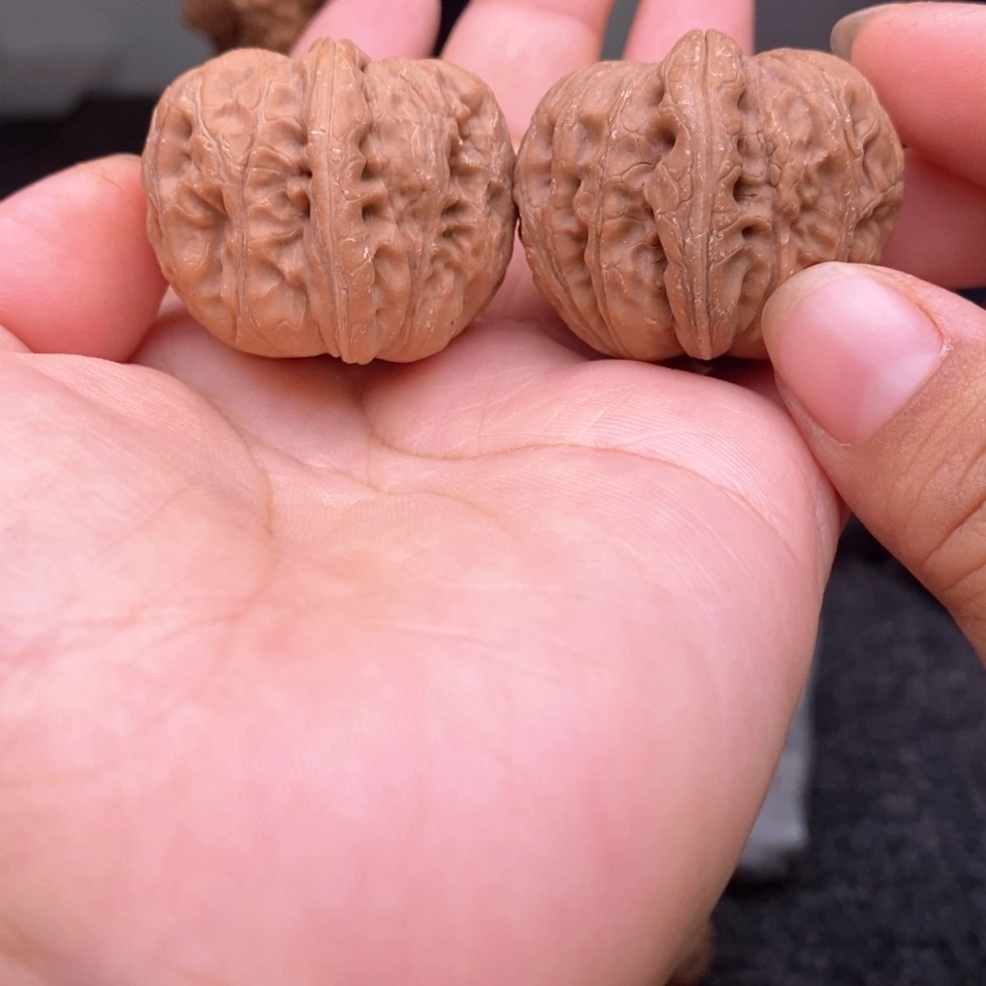 文玩核桃把件34元宝