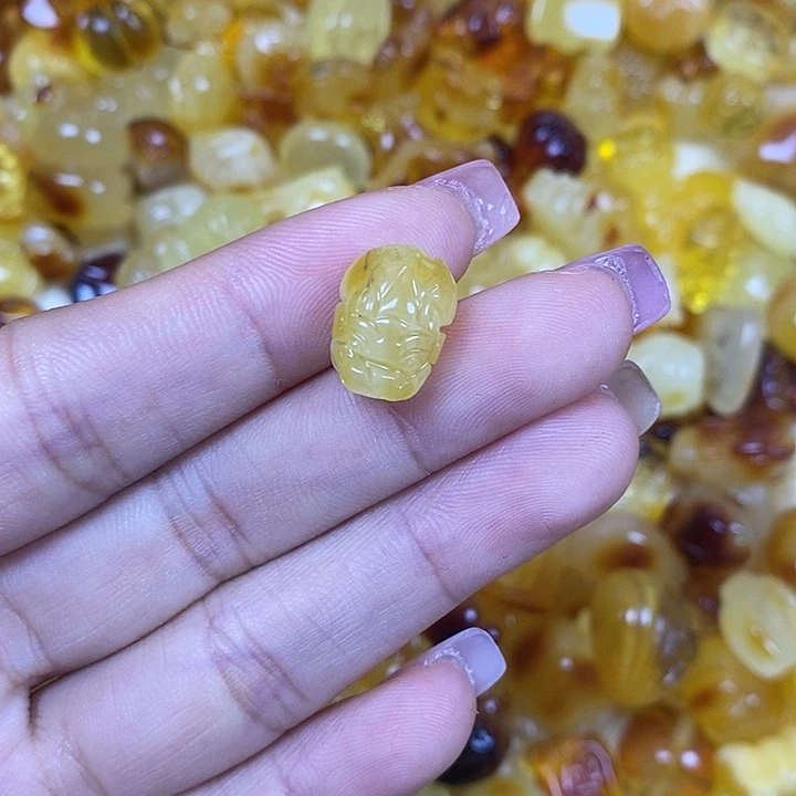 橄榄核吊坠小貔貅157