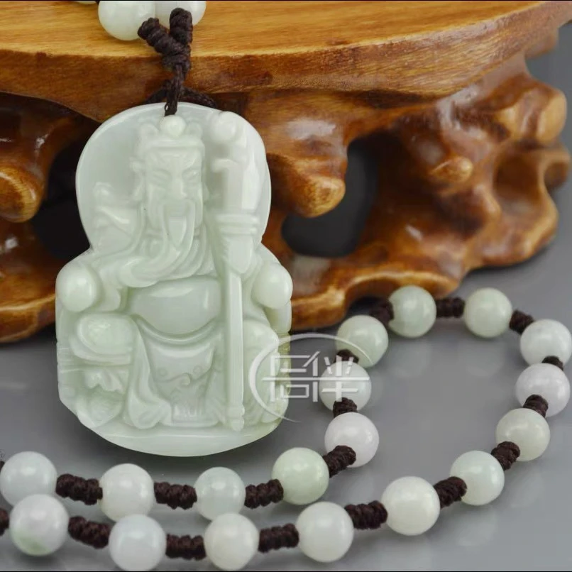天然翡翠坐关公玉珠项链二爷吊坠武财神招财护身关羽吊坠高档送礼