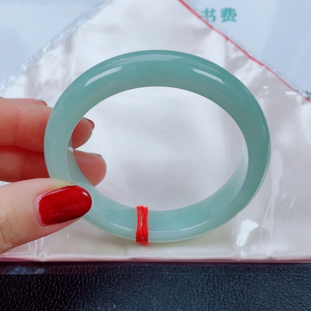 翡翠未镶嵌手镯圈口61.8宽14厚8.9