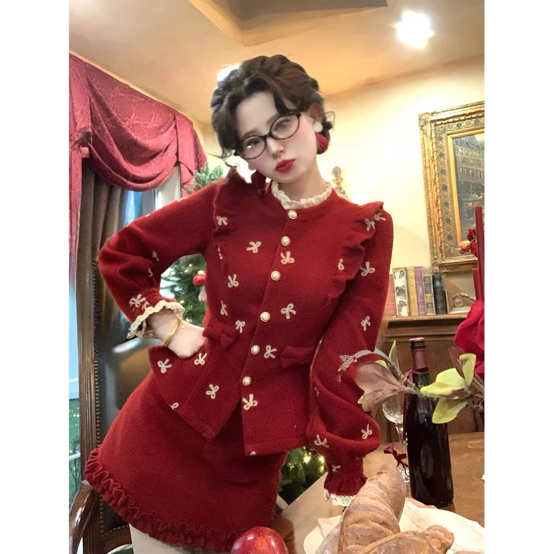 【新年礼物】轻奢法式复古套装2025冬季女冬新款毛呢上衣红色两件套
