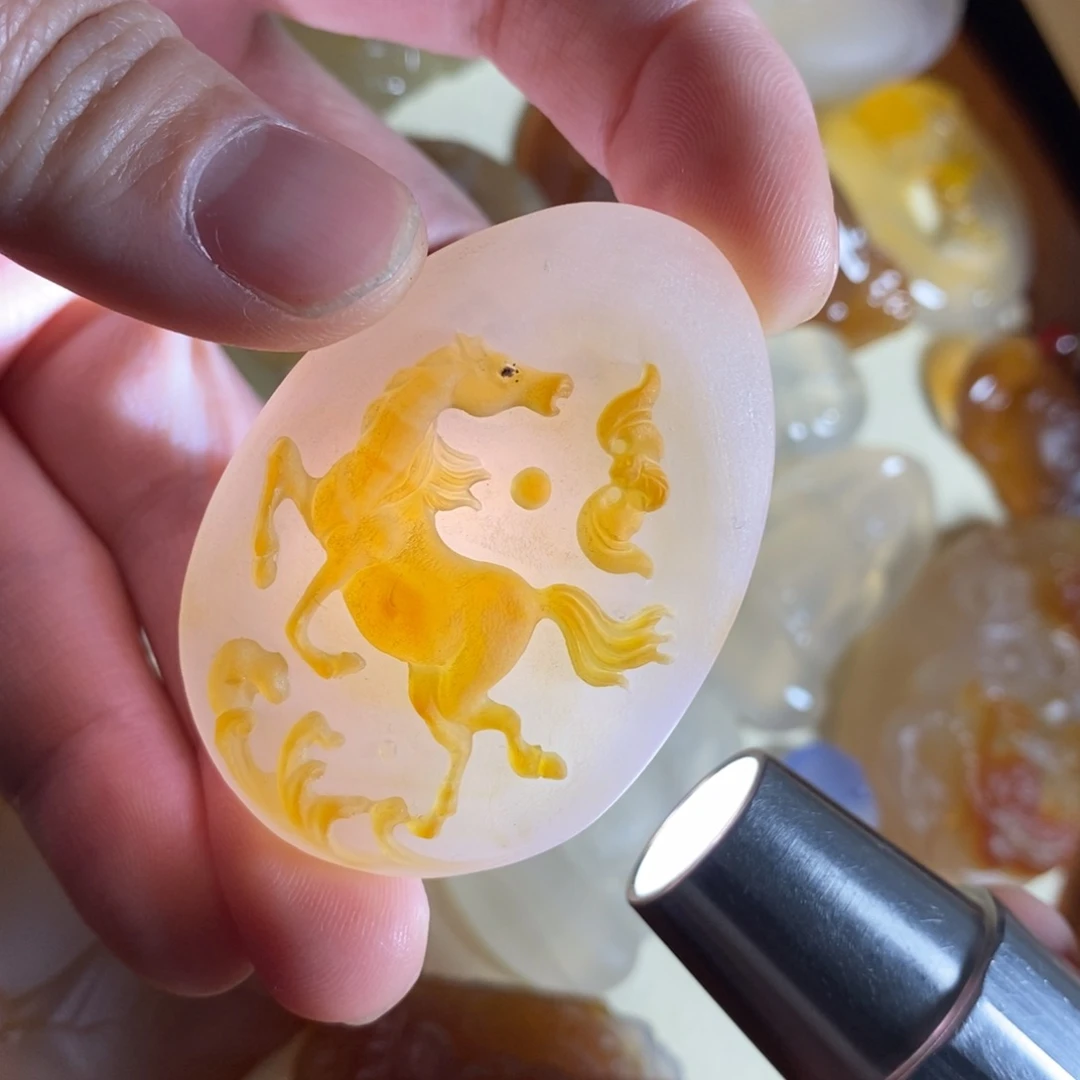 玛瑙/玉髓未镶嵌颈饰玛瑙马牌