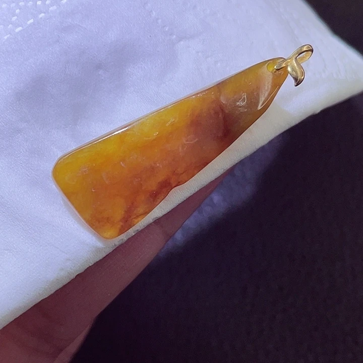 颈饰18K金镶嵌翡翠翡翠