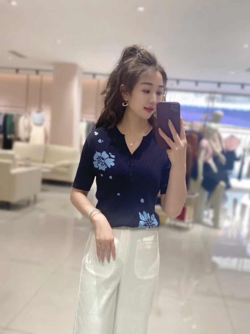 25275013柚盐时尚百搭针织衫