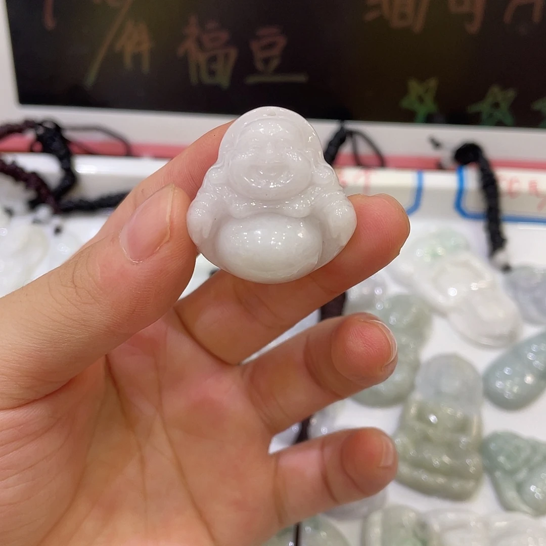翡翠未镶嵌颈饰翡翠佛公