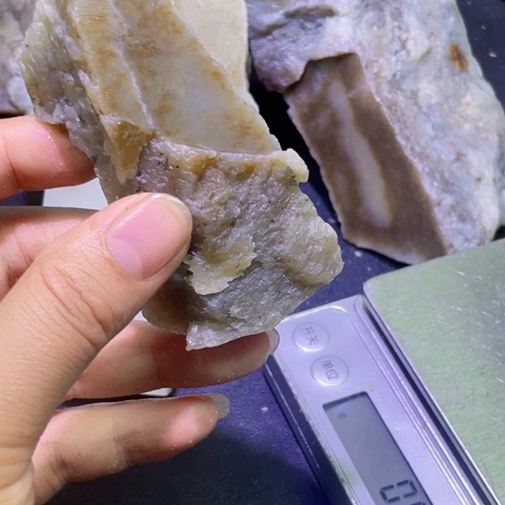 未镶嵌和田玉珠宝半成品