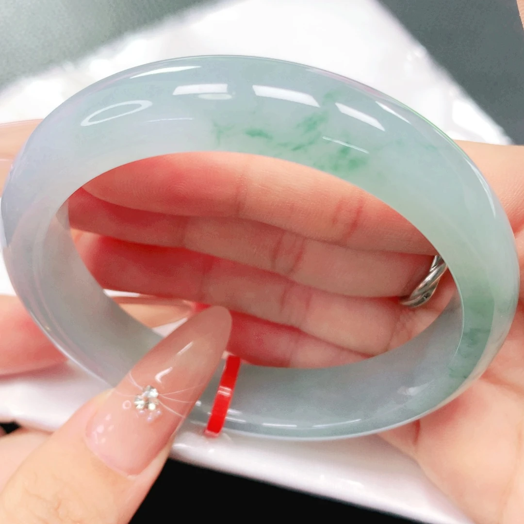 未镶嵌手镯翡翠58。