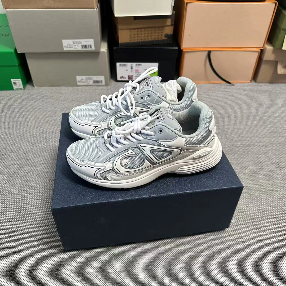 未使用 DIOR/迪奥 38.5码 dior b30 白灰 全新原盒 配件齐全