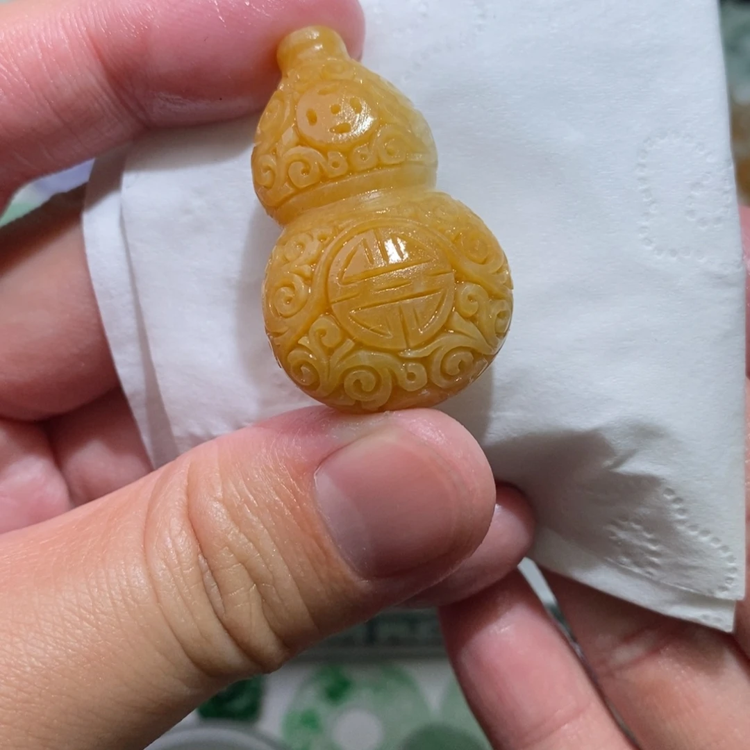 定制翡翠未镶嵌吊坠