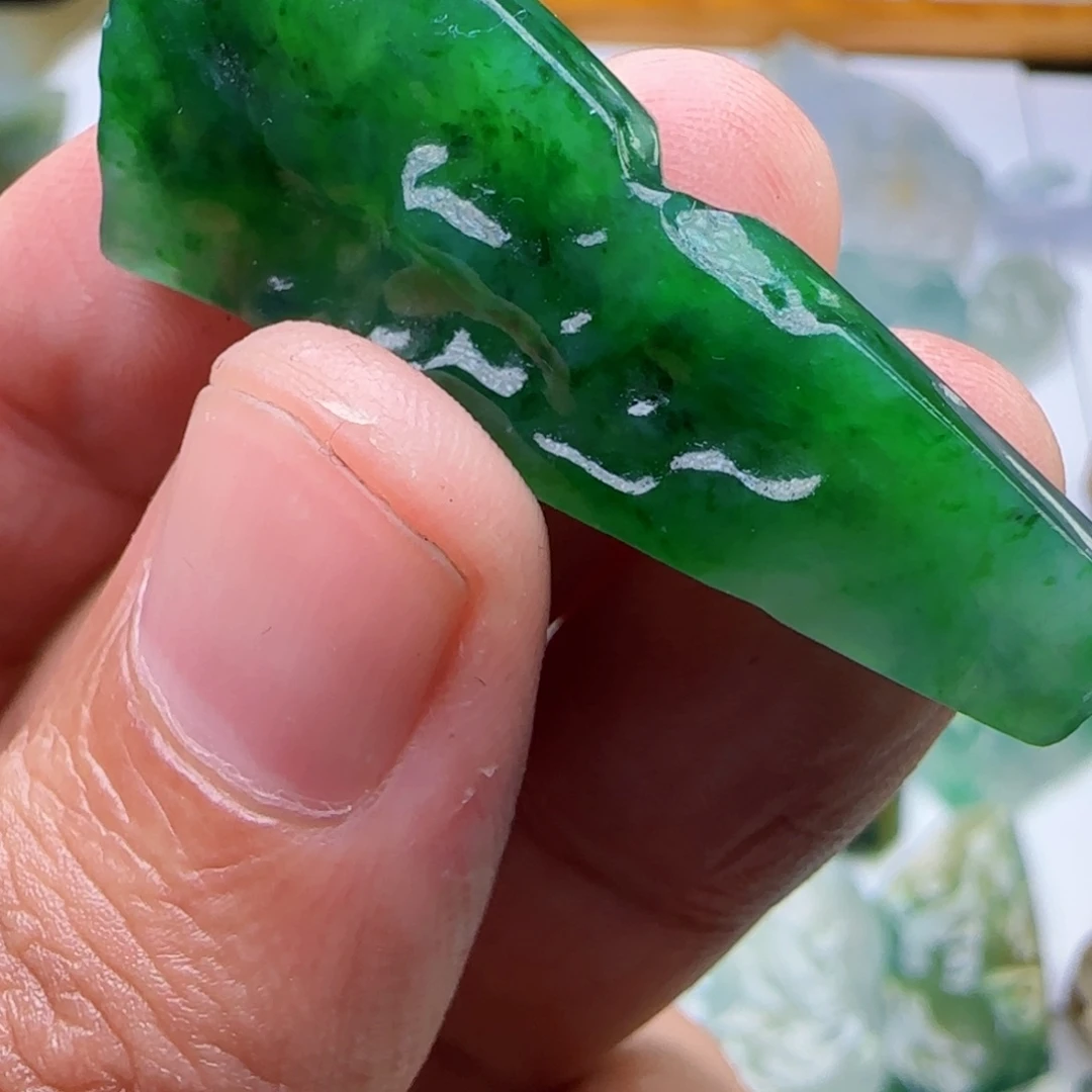 未镶嵌定制翡翠不包工