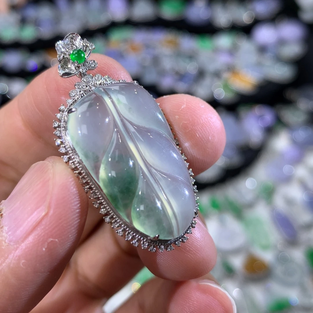 翡翠18K金镶嵌吊坠(不含链)