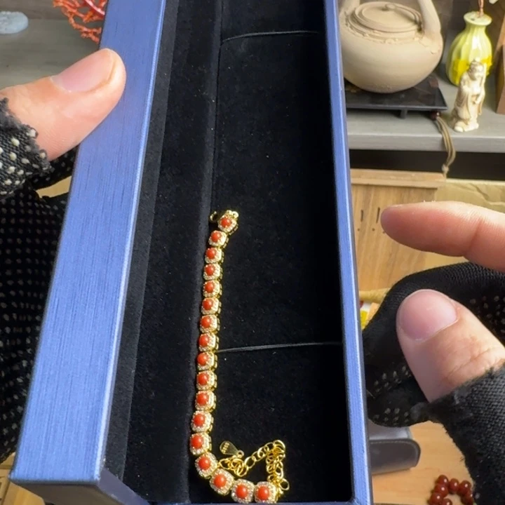 砖雕瓷器工艺品摆件等