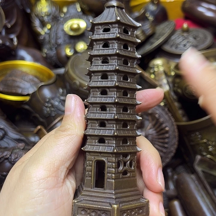 诚信经营精美铜器