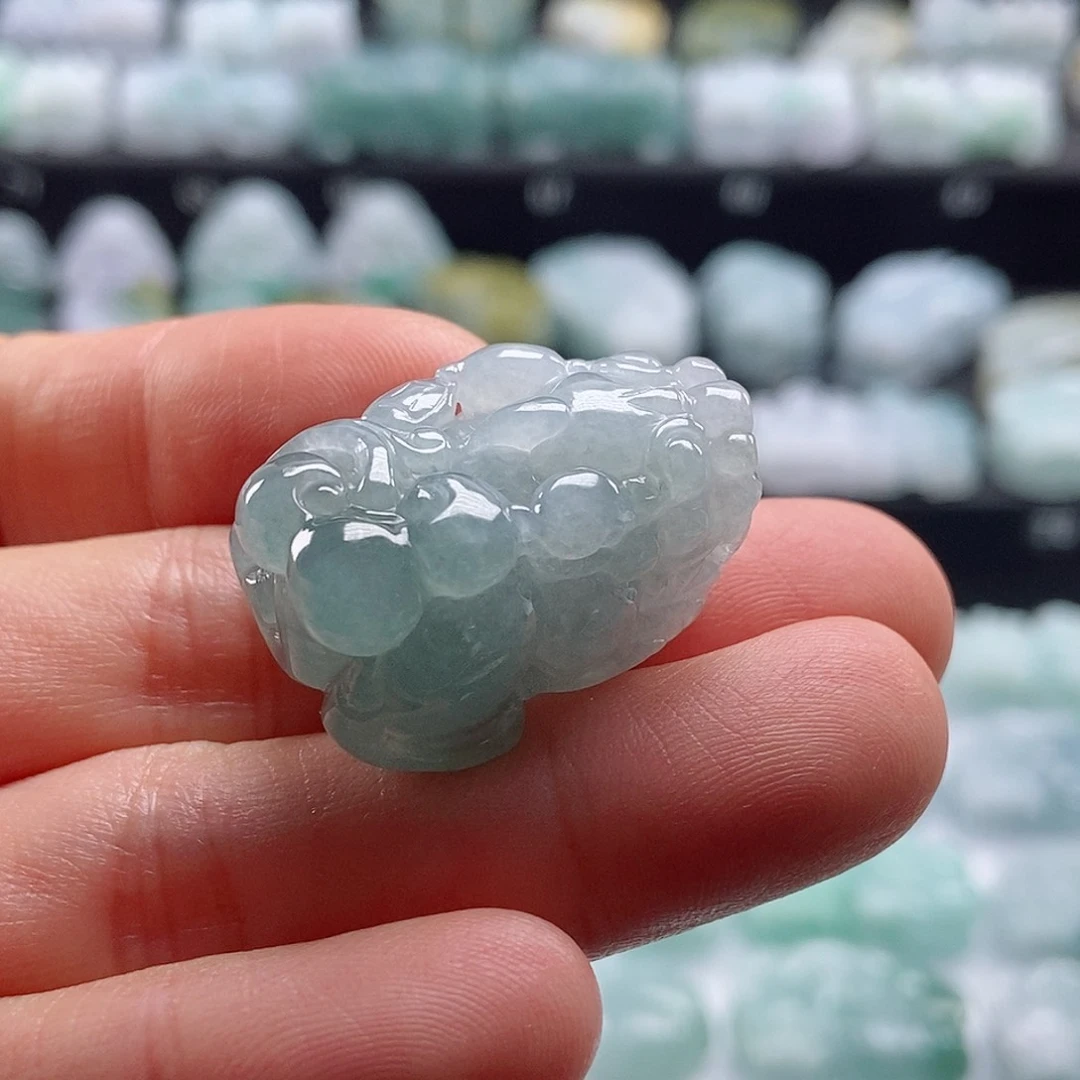 颈饰未镶嵌翡翠翡翠貔貅