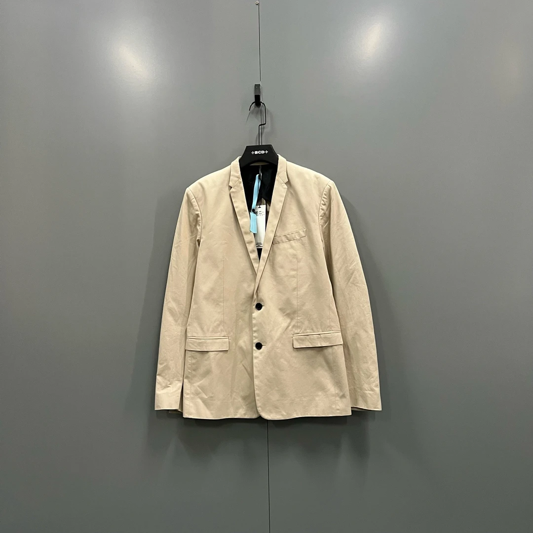 95新 DIOR/迪奥 (ll) 卡其色翻领外套 50码/206227