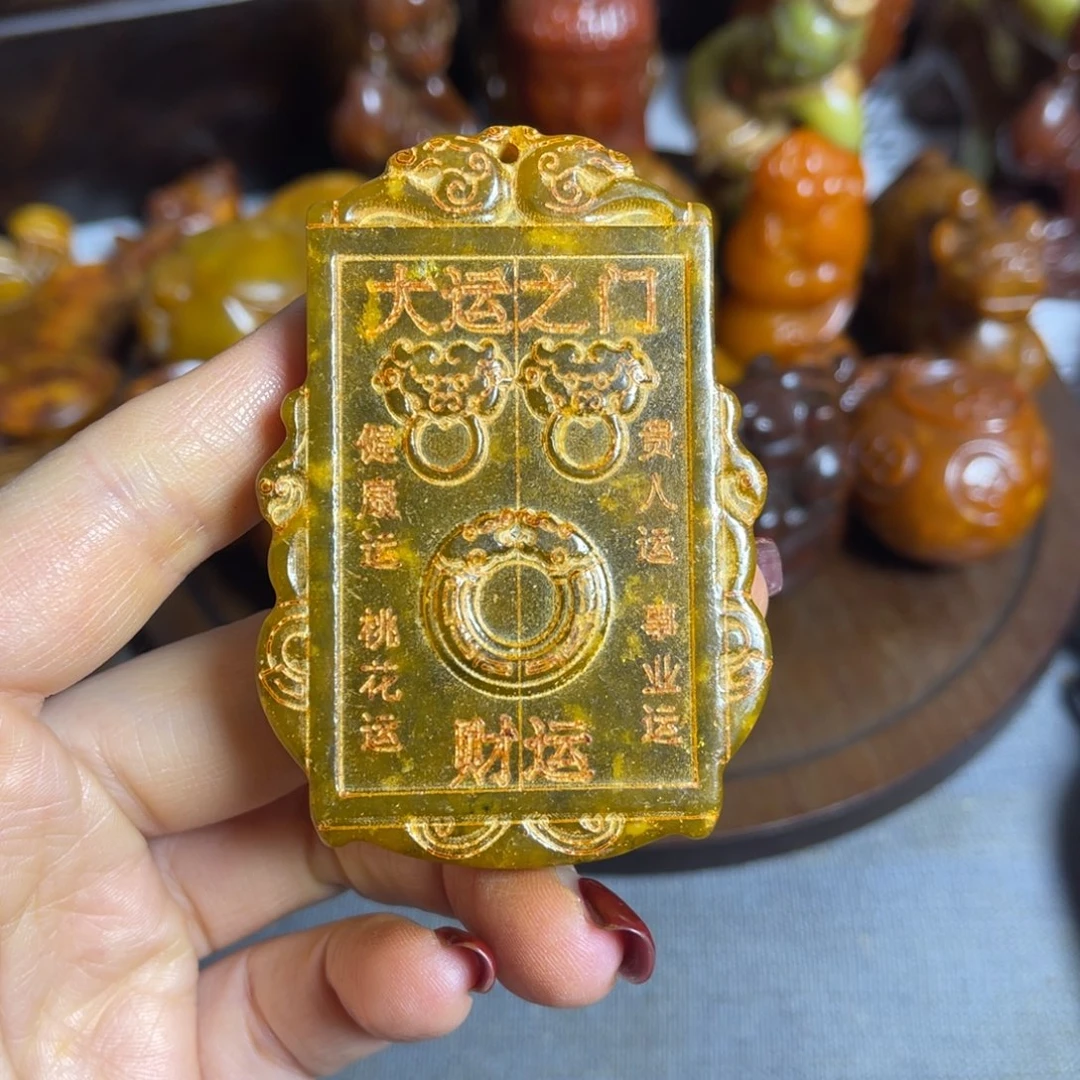 蛇纹石玉合金颈饰