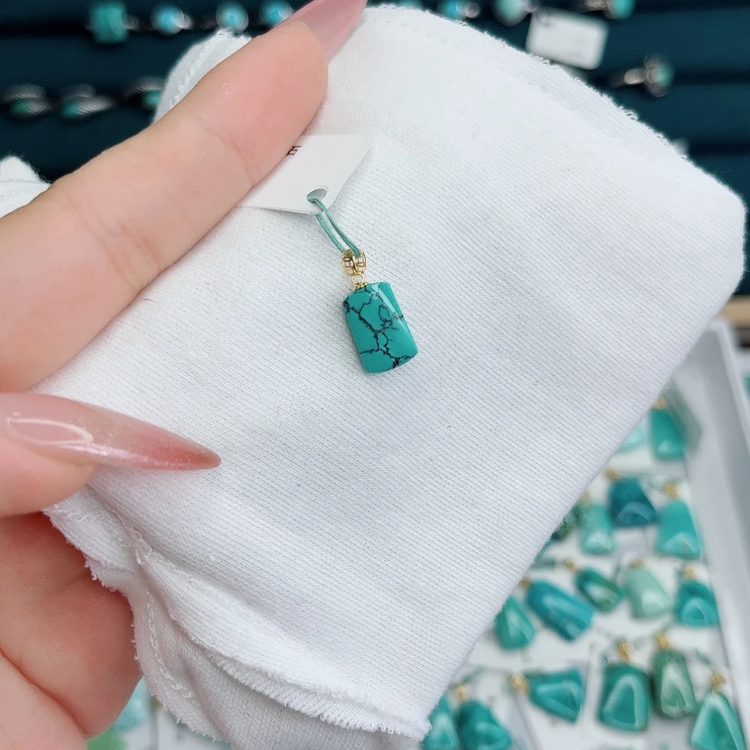 绿松石未镶嵌绿松石