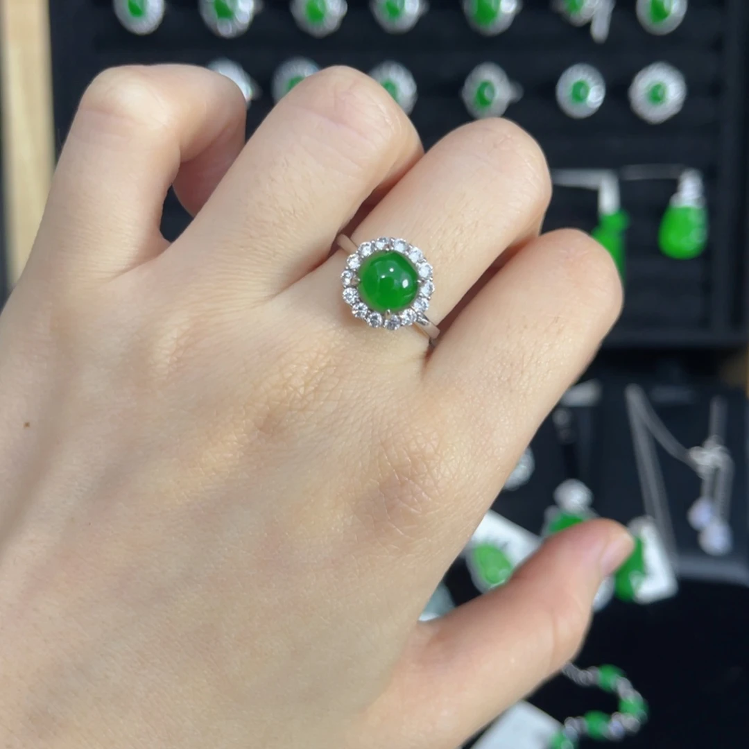 翡翠戒指银S925镶嵌蛋面戒指