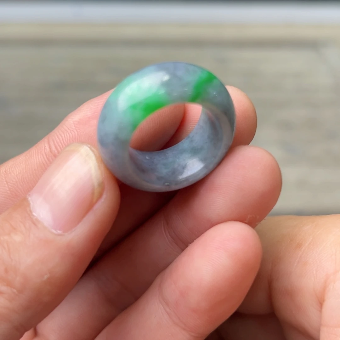 定制翡翠未镶嵌圈口15号