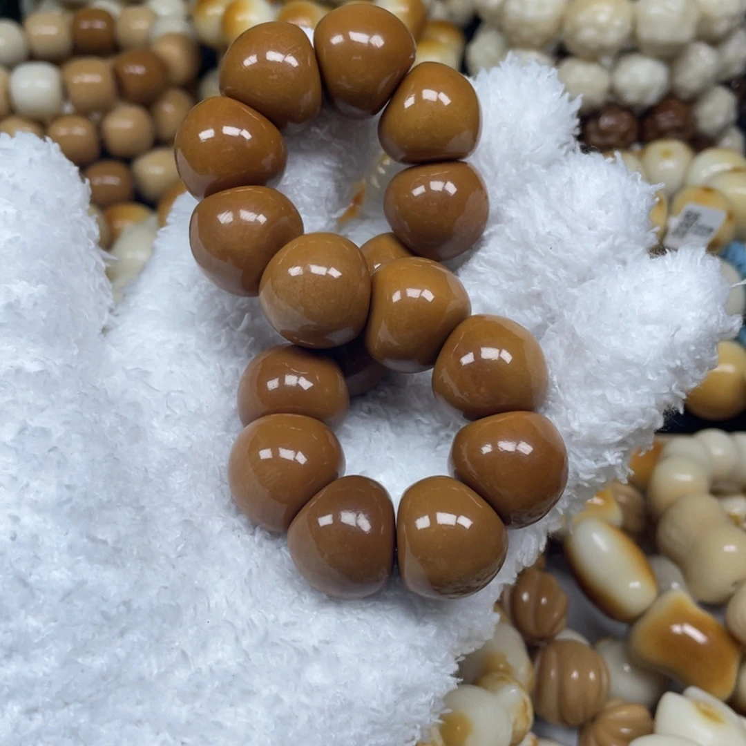 手串菩提根/象牙果12.13.12臻品微瑕山竹