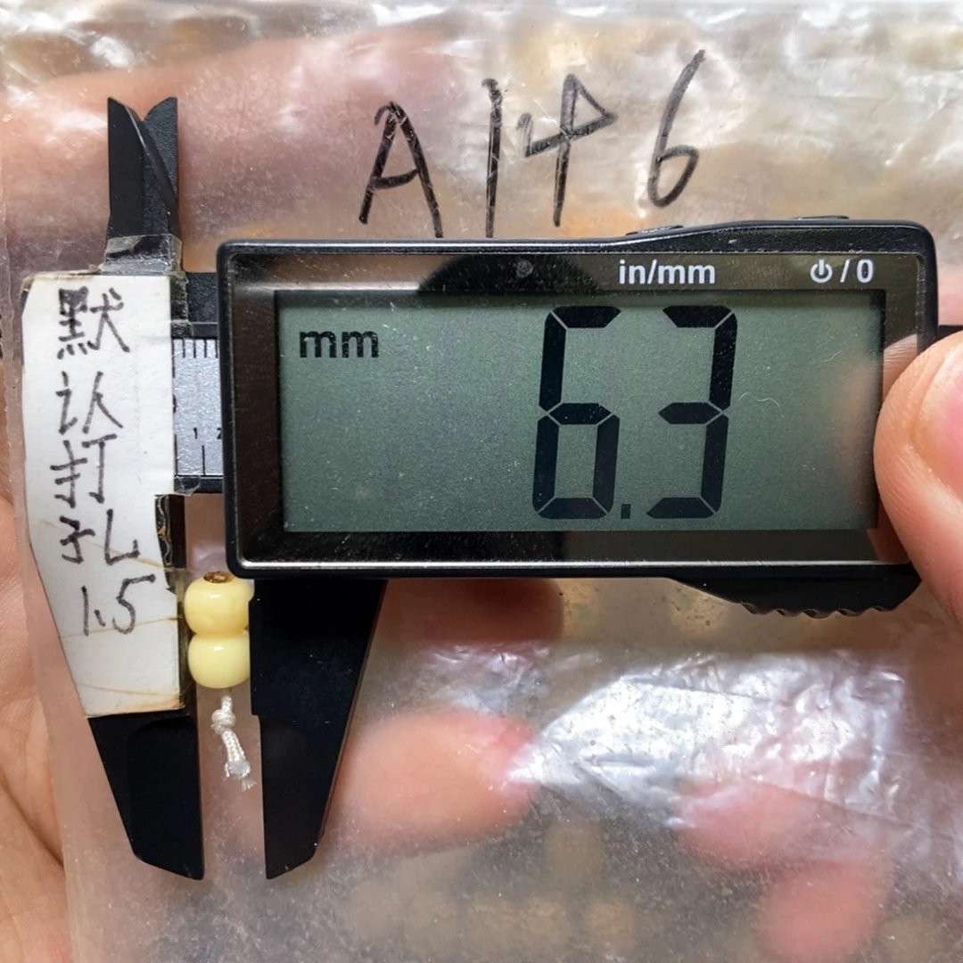 裸石蜜蜡未镶嵌浓蜡满蜡1.5孔搭配6.3以下108