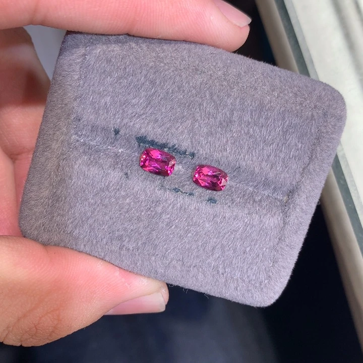 石榴石裸石未镶嵌2.26克拉