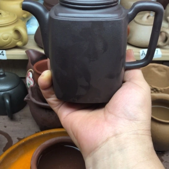 茶壶紫砂天青泥混方牛盖330豪升左右
