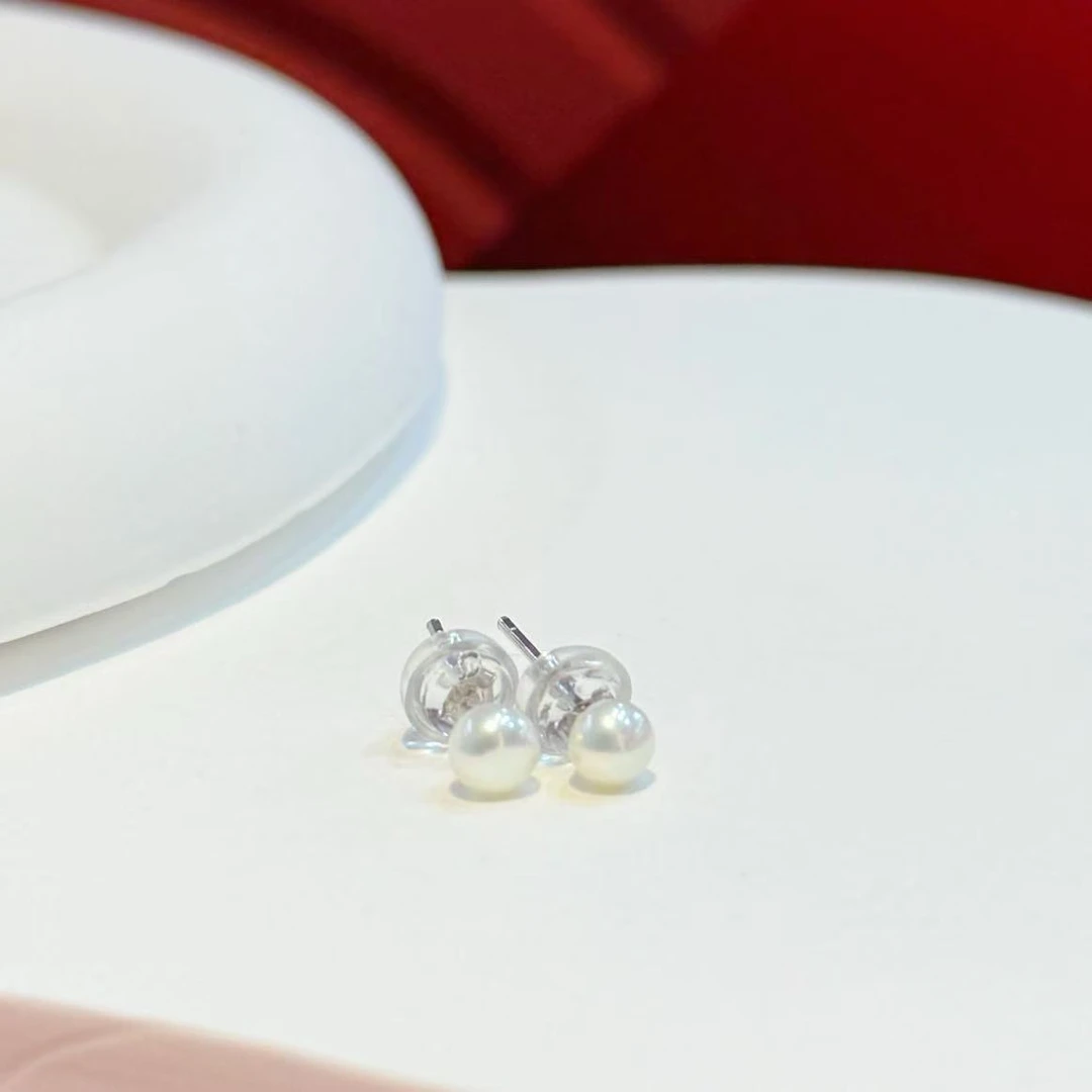 【极光】S925银镶嵌4mm珍珠小灯泡耳针HNZ11168