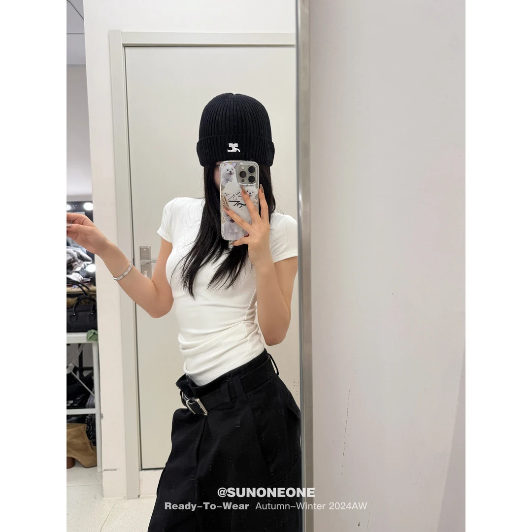 SUNONEONE 磨毛T恤内搭打底衫女春修身圆领正肩百搭上衣H0629A